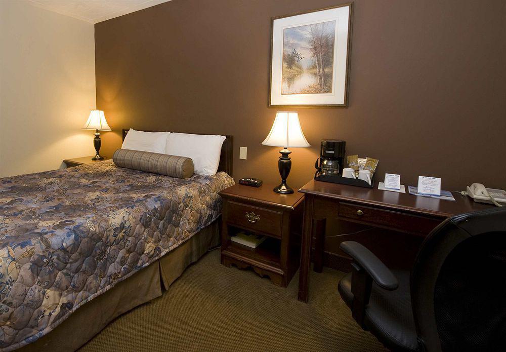 Coastal Inn Moncton/ Dieppe Екстер'єр фото