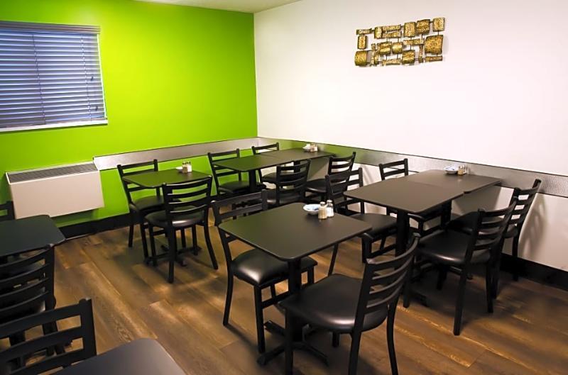 Coastal Inn Moncton/ Dieppe Екстер'єр фото